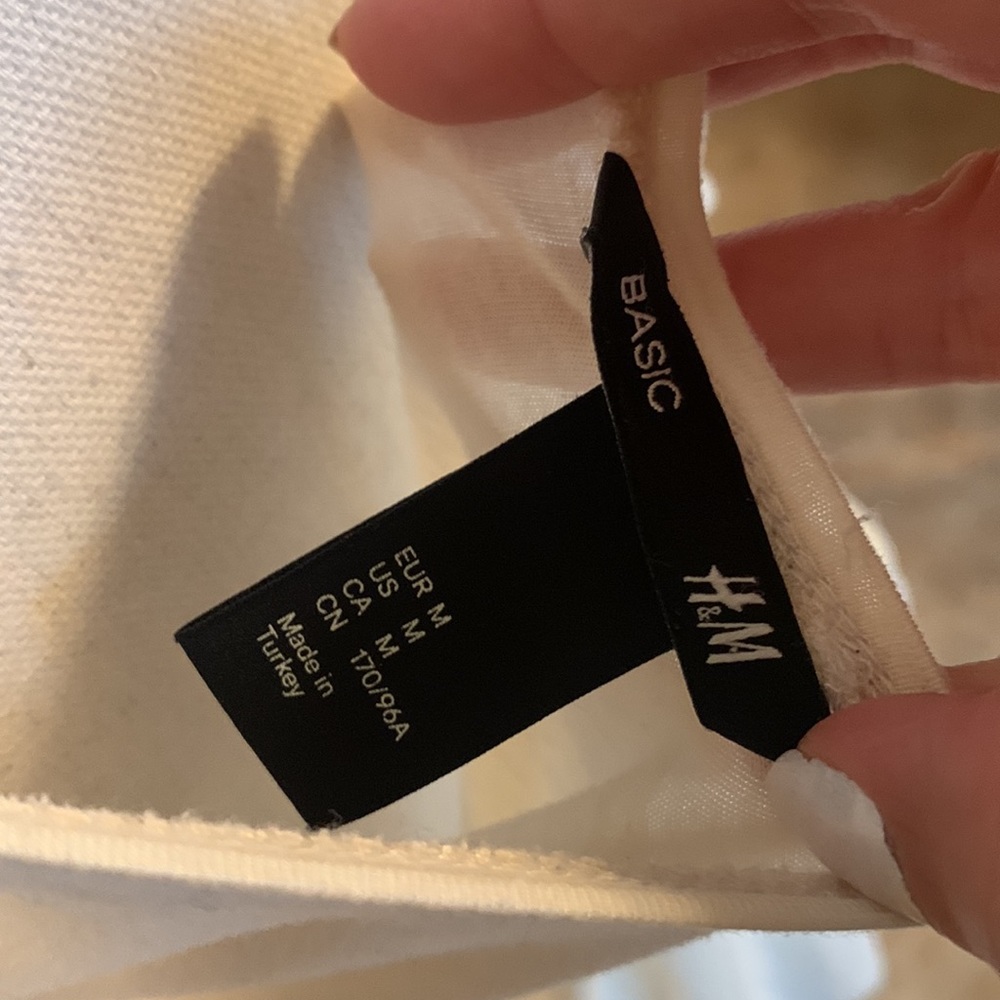 🎉Host Pick🎉 H&M Basic Tank - Picture 7 of 7